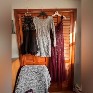 FORMAL DRESSES PROM AND HOCO!!